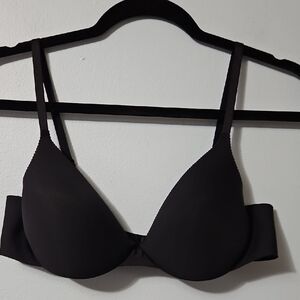 Maidenform Elegant Black Women's Underwire Seamless Bra Size 36B